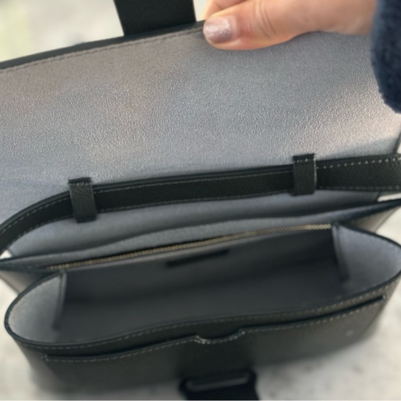 Aria belt bag from Senreve - forest green in color - Picture 3 of 8